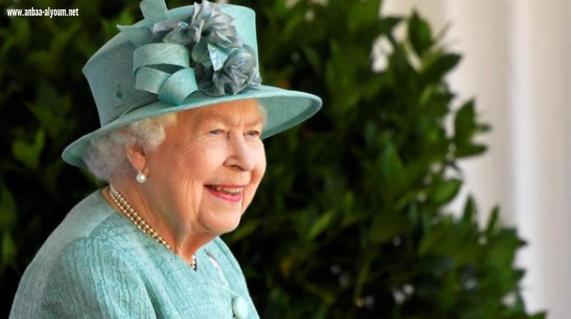 ملكة بريطانيا تروج للقاح كورونا